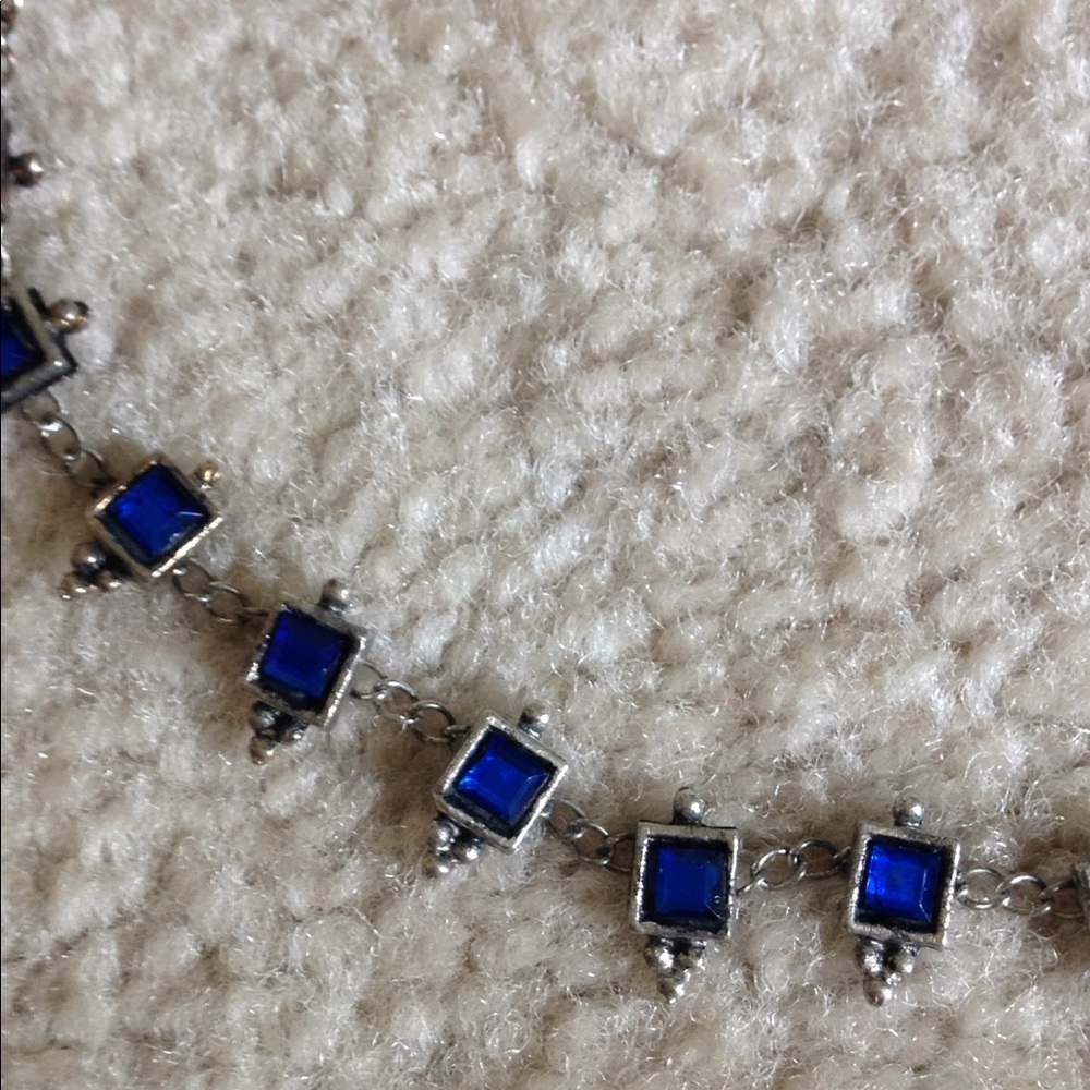 Blue and silver choker - Picture 2 of 2